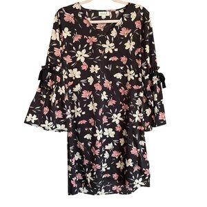Molly Bracken NWT Floral Dress Cream/ Pink Accents-Bell Sleeves-Size Medium